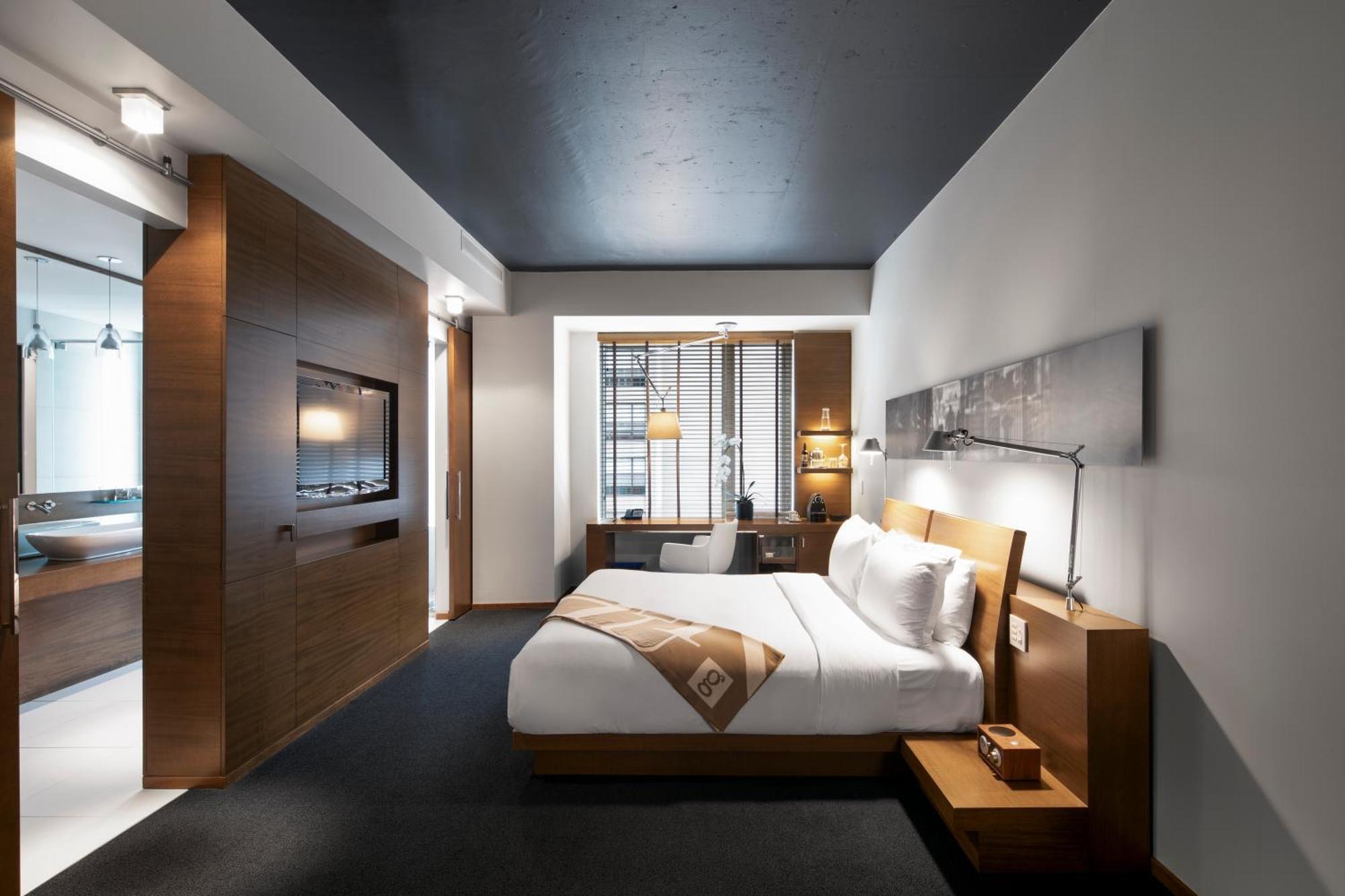Hotel Le Germain YYC Exterior photo