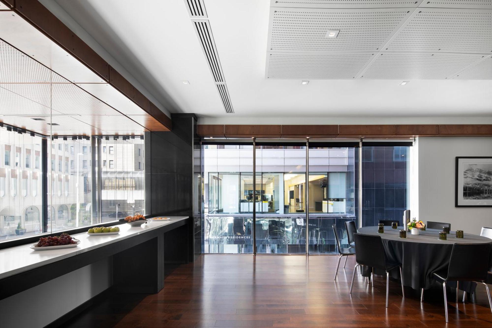 Hotel Le Germain YYC Exterior photo