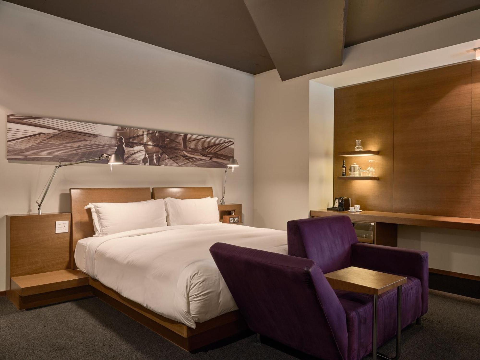 Hotel Le Germain YYC Exterior photo