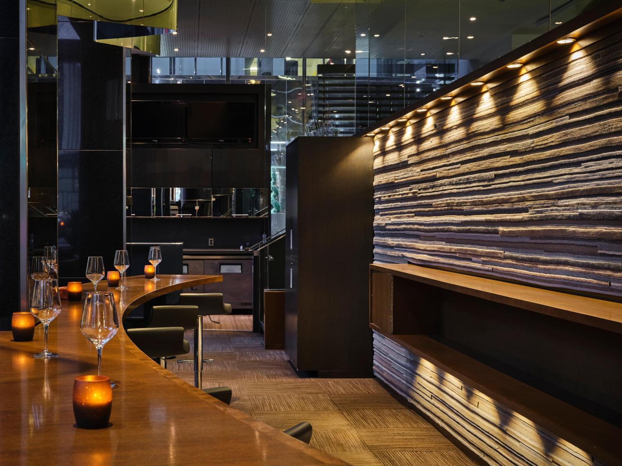 Hotel Le Germain YYC Exterior photo